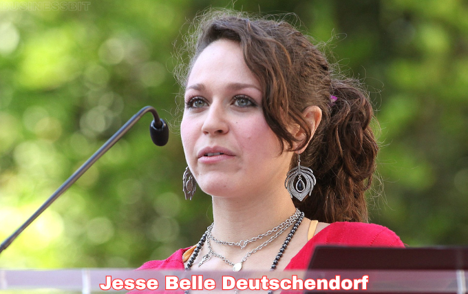 jesse belle deutschendorf